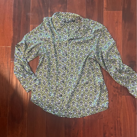 NWOT Zara Silky Patterned Top - Picture 2 of 3